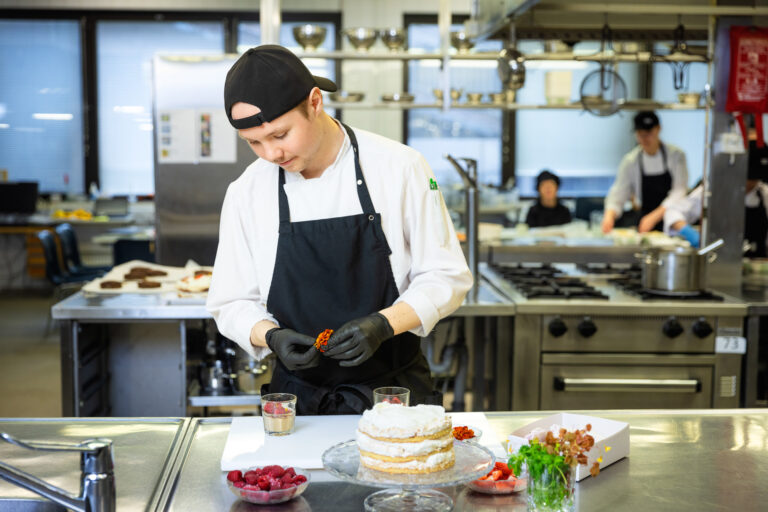 Ravintola- ja catering-alan perustutkinto